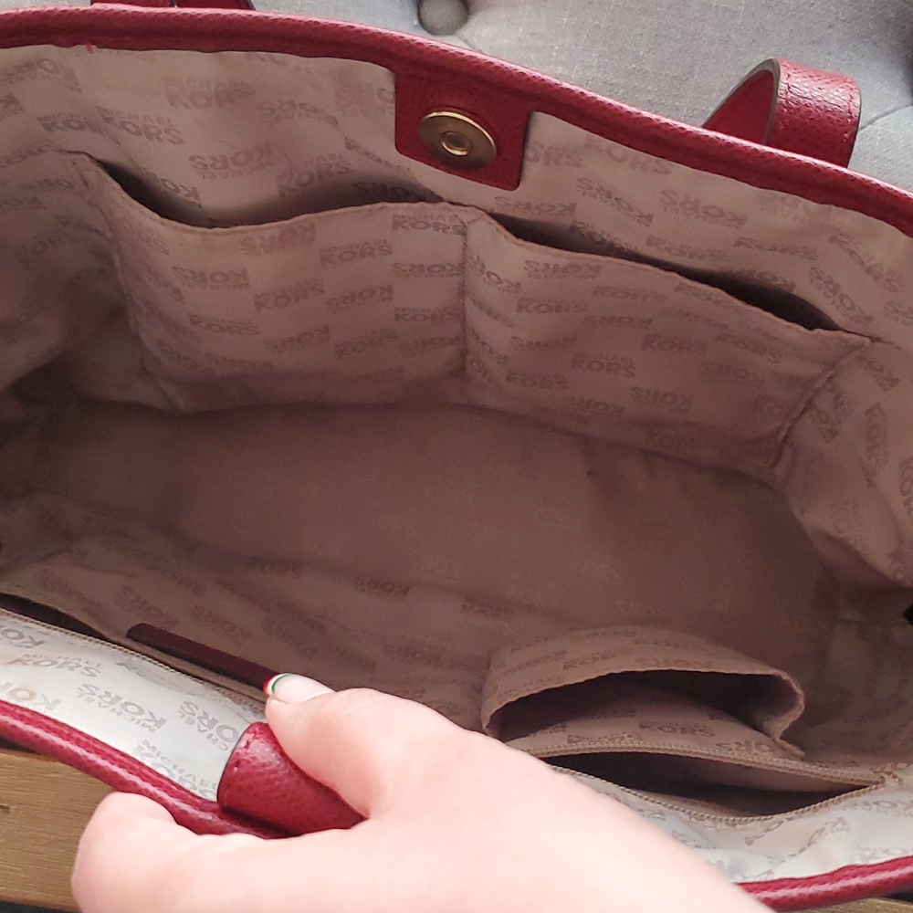 MICHAEL KORS Purse - Picture 5 of 10